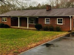 226 Midway Park Ln, Taylorsville, NC 28681