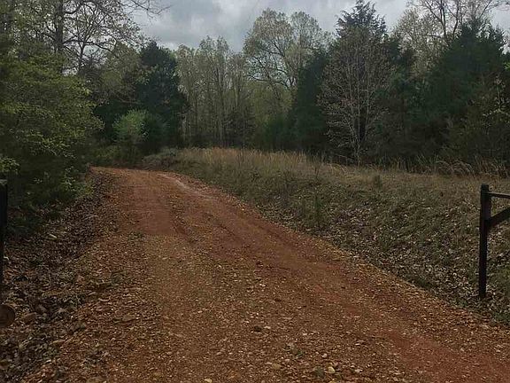 4th image of 878 Dogwood Cir