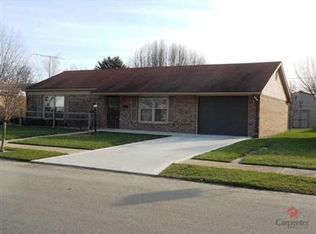 1325 Madison Rd, Elwood, IN 46036