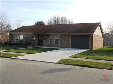 1325 Madison Rd photo 1