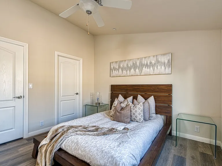 Remodeled Modern 3 Bed/2 Bath National City — Photo 11