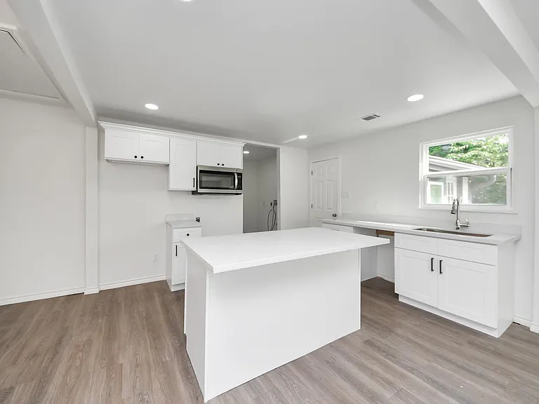 7004 Conley St — Photo 24