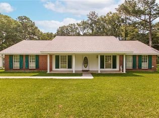 40102 Holland Rd, Ponchatoula, LA 70454