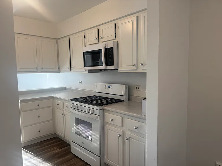 4493 Provincetown Dr — Photo 3