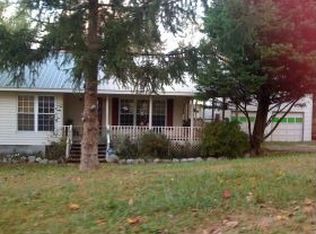 1894 Shady Cove Rd, Caryville, TN 37714