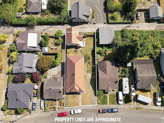 3rd image of 824 S 7th St