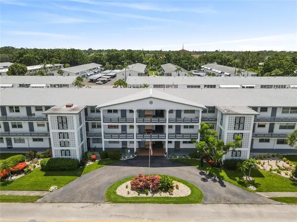6000 20th St N APT 123, Saint Petersburg, FL 33714