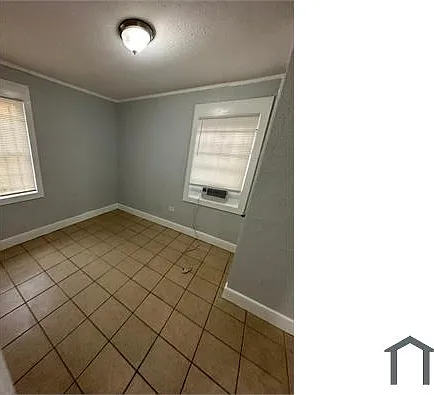 2 bed, 700 sqft, $900 — Photo 2