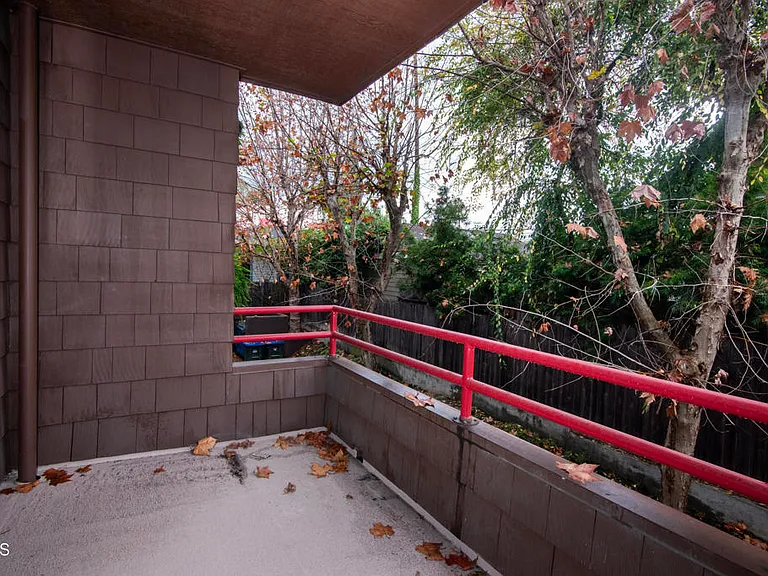 787 Magnolia Ave #3 — Photo 2