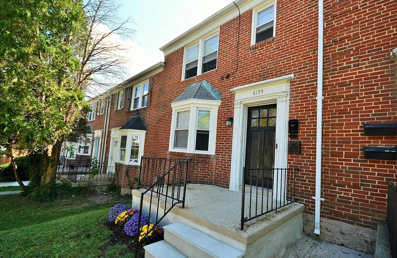 1 bed, 704 sqft, $1,250 — Photo 1
