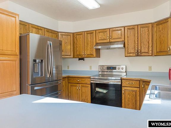 5th image of 1130 Kentucky St
