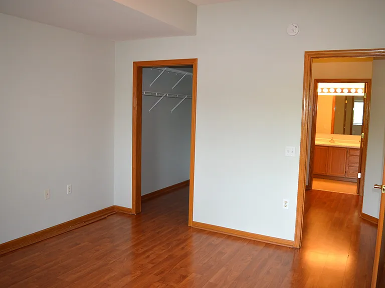301 Harbour Town Dr #209 — Photo 8