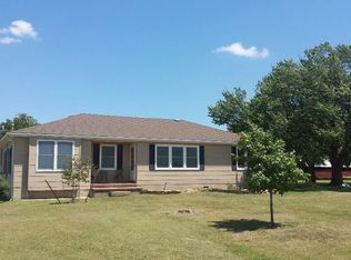 22142 102nd Rd, Burden, KS 67019