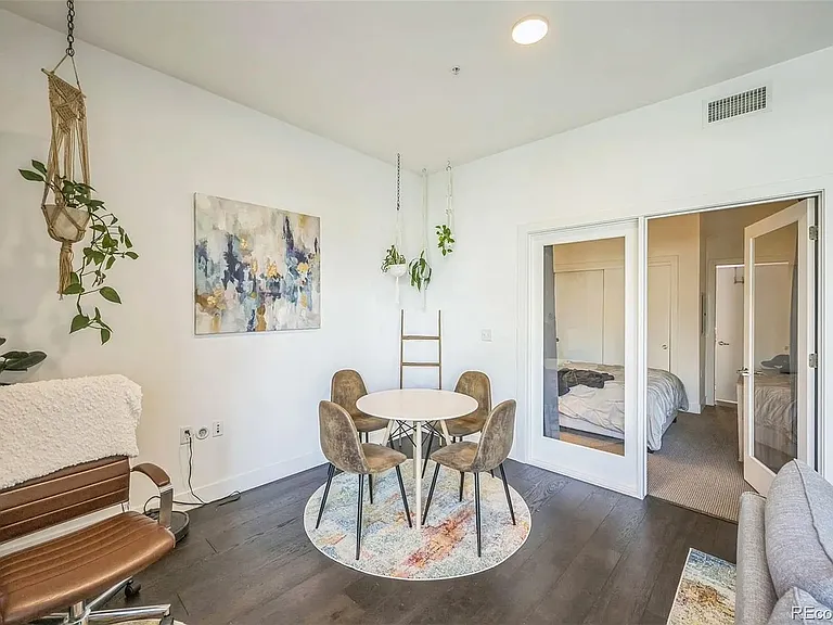 2525 Arapahoe St #213 — Photo 14