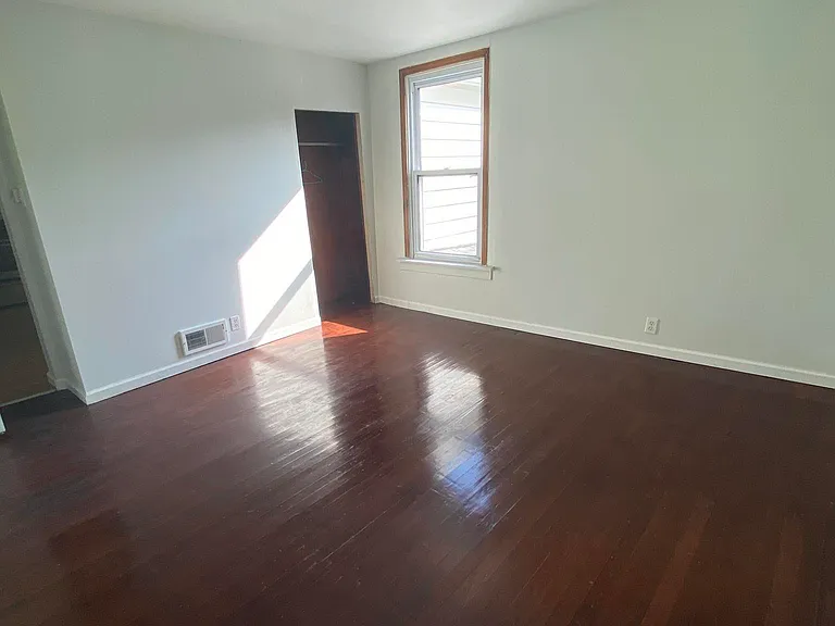 61 Pointview Rd #2 — Photo 12