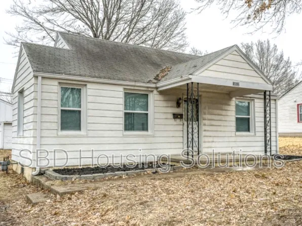 10522 E 10th St S, Independence, MO 64053