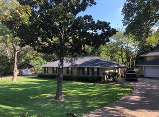 412 Spinner Rd, Desoto, TX 75115