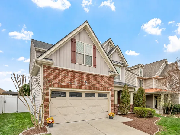 3036 Britmass Dr, Raleigh, NC 27616