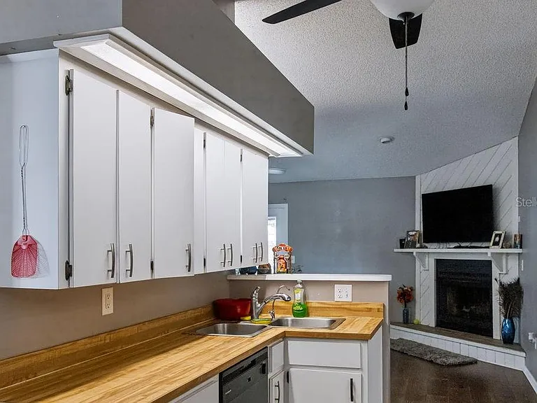 506 Mandy St — Photo 42