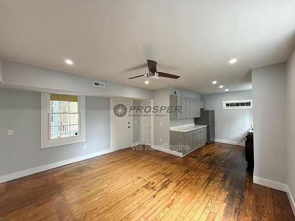 5th image of 250 Rutledge Ave APT A