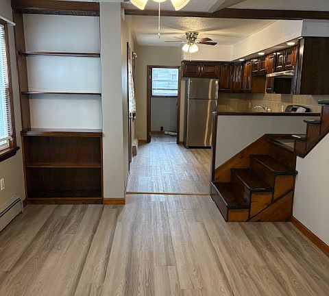 4th image of 214 Sharpe St