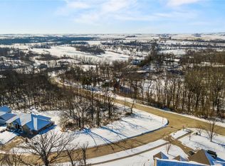 3717 Spring Valley Pl NE, Cedar Rapids, IA 52411