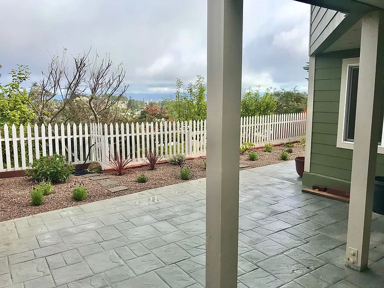 730 Myra Way — Photo 7