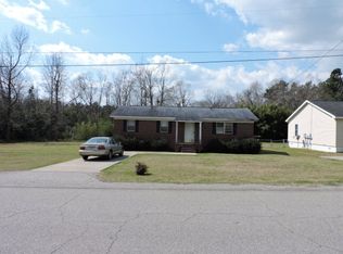 77 Jenice St, Blackville, SC 29817