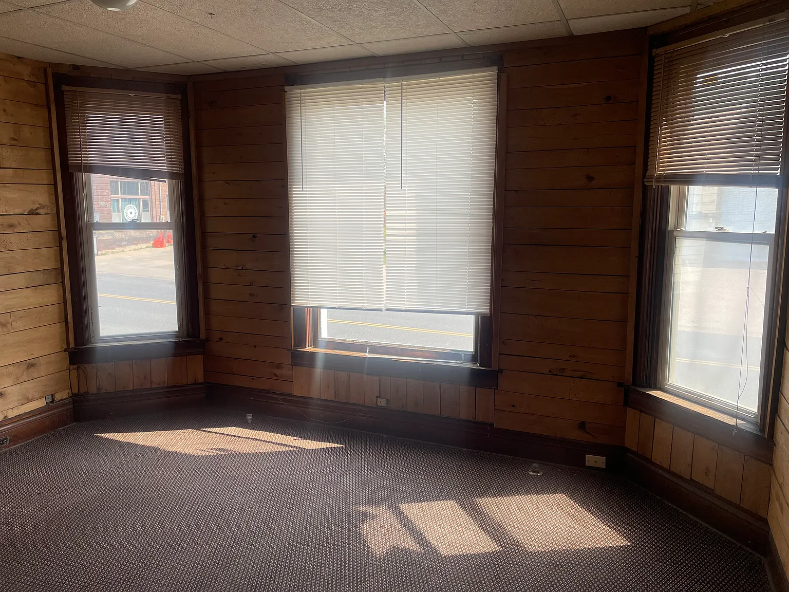 Studio, 400 sqft, $485 — Photo 2