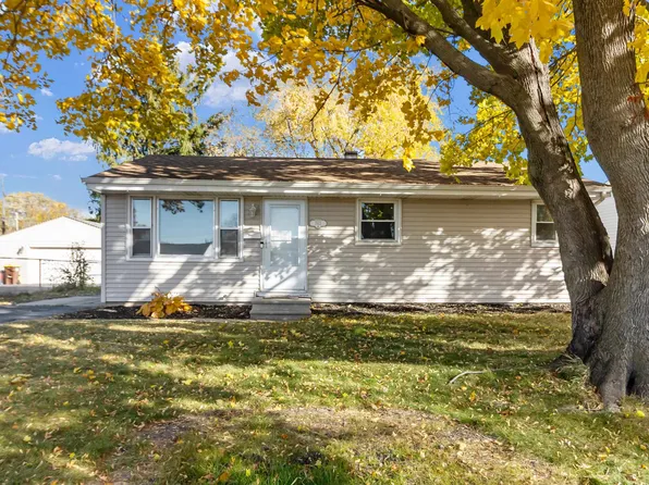 7613 Orion St, Loves Park, IL 61111