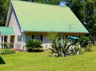 5111 Redbug Ln, Vernon, FL 32462