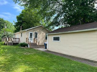 5021 Woodland Rd, Mound, MN 55364