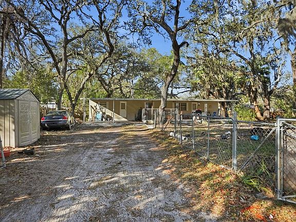 3rd image of 9239 Ottawa St