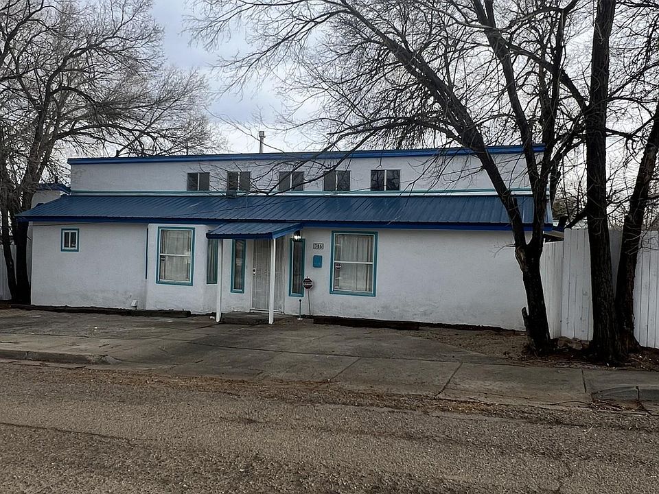 1st image of 305 Rincon St