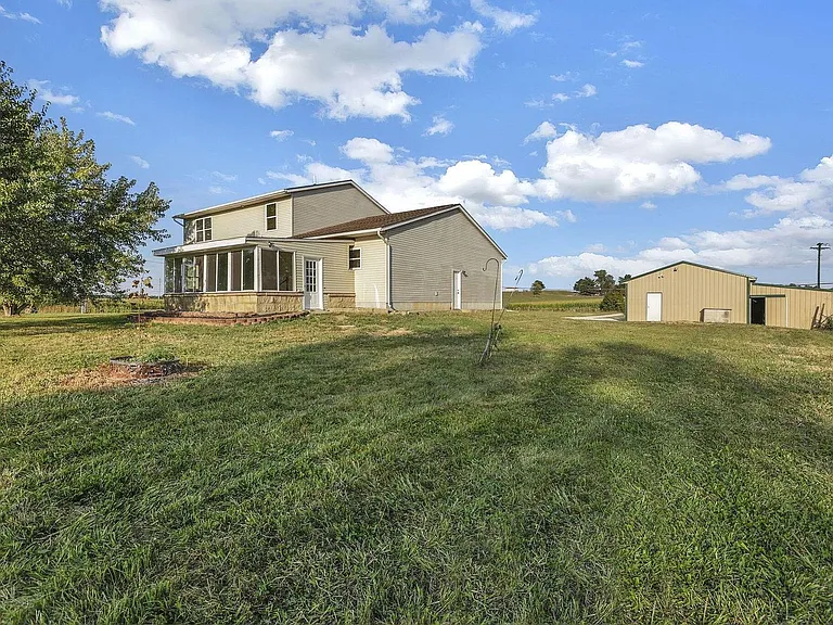 2453 Ryan Rd SE — Photo 51