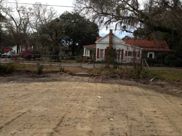 125 S Lemacks St, Walterboro, SC 29488