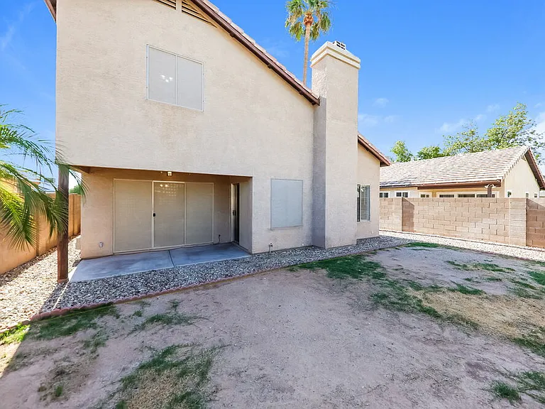 11020 N 59th Dr — Photo 17