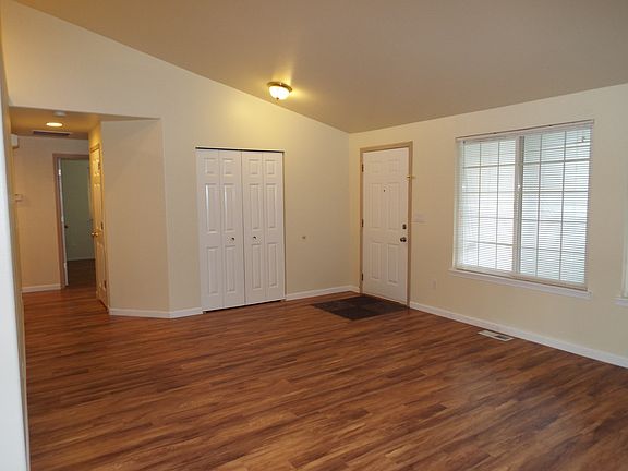 2nd image of 4830 106th St NE