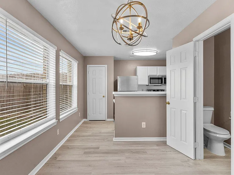 105 Green Isle Ave #120 — Photo 6