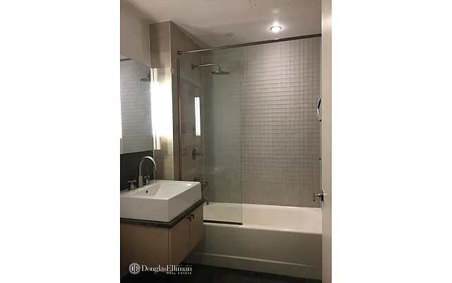 Rented by Douglas Elliman | media 8