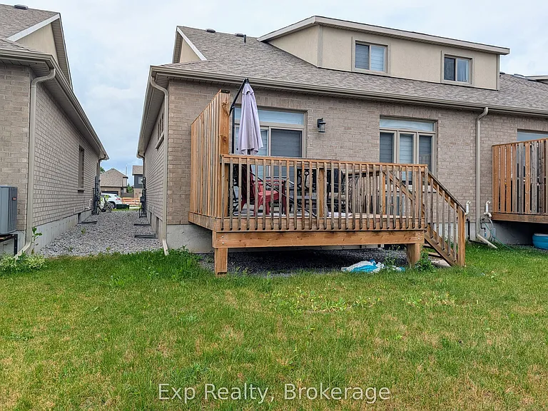 96 Athabaska Dr — Photo 24