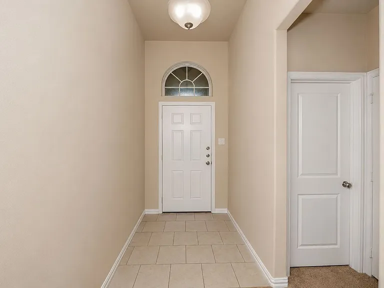 356 Emerald Creek Dr — Photo 3