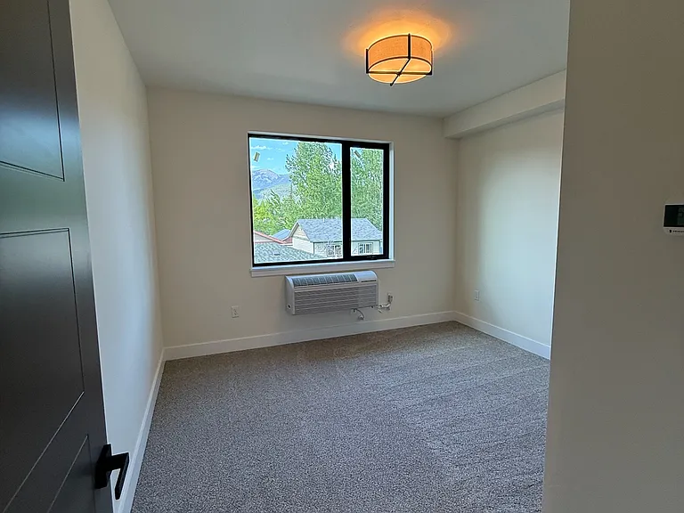 105 Colorado Ave #303 — Photo 18