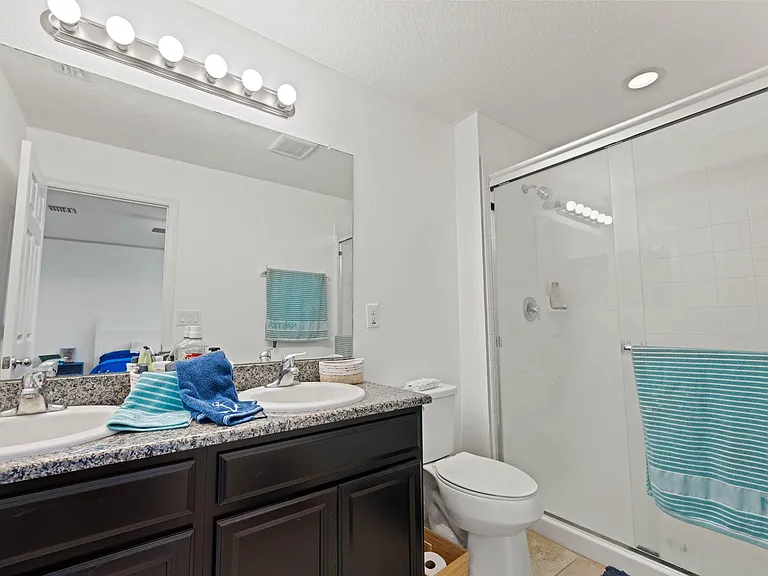 6917 Woodchase Glen Dr — Photo 24