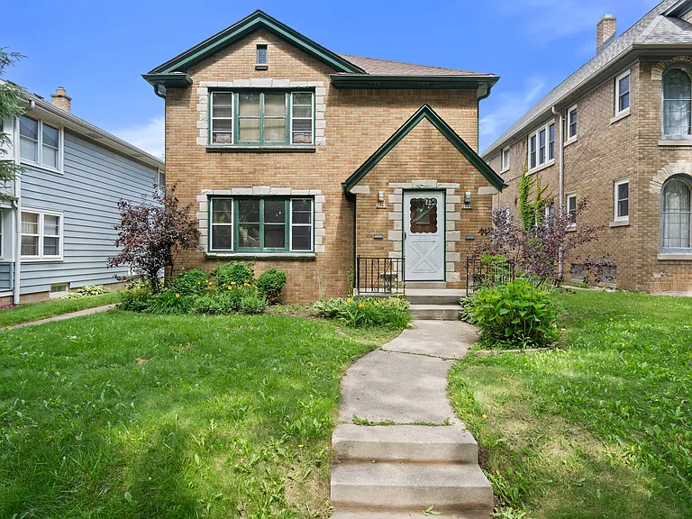 2797 N Sholes Ave — Photo 1