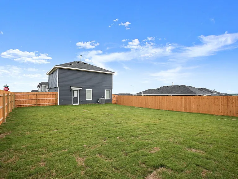 148 Garcia St — Photo 27