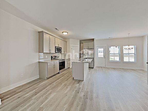 5th image of 5133 Jack Byrnes Dr