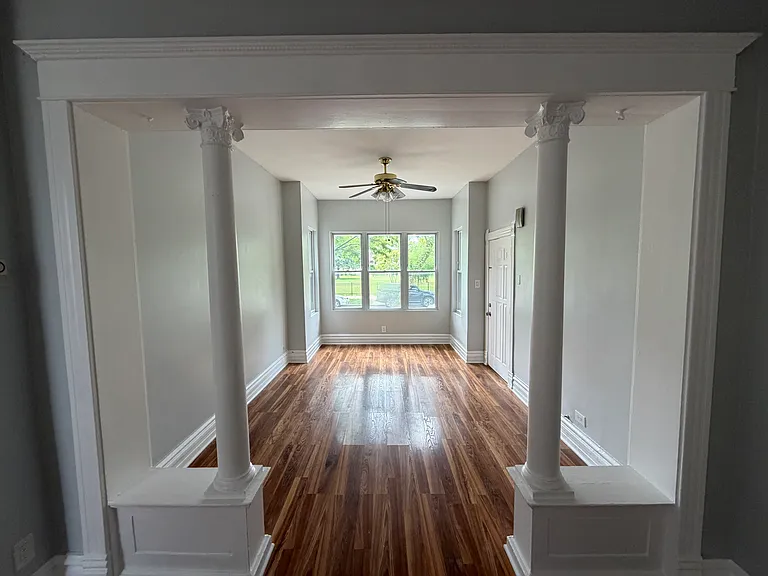1637 N Maplewood Ave #1 — Photo 5