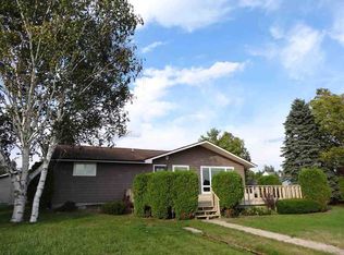 130 Mishe Mokwa Dr, Harbor Springs, MI 49740