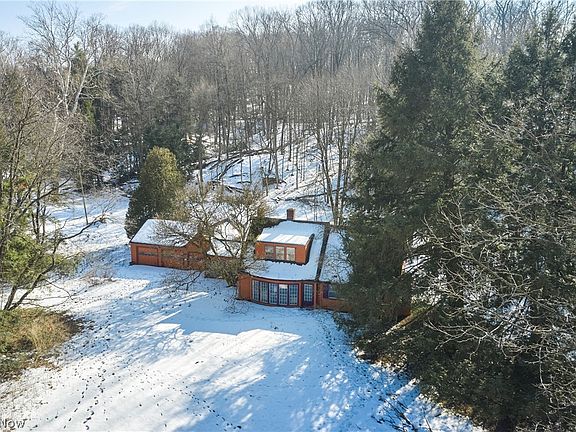 3rd image of 3166 Yellow Creek Rd